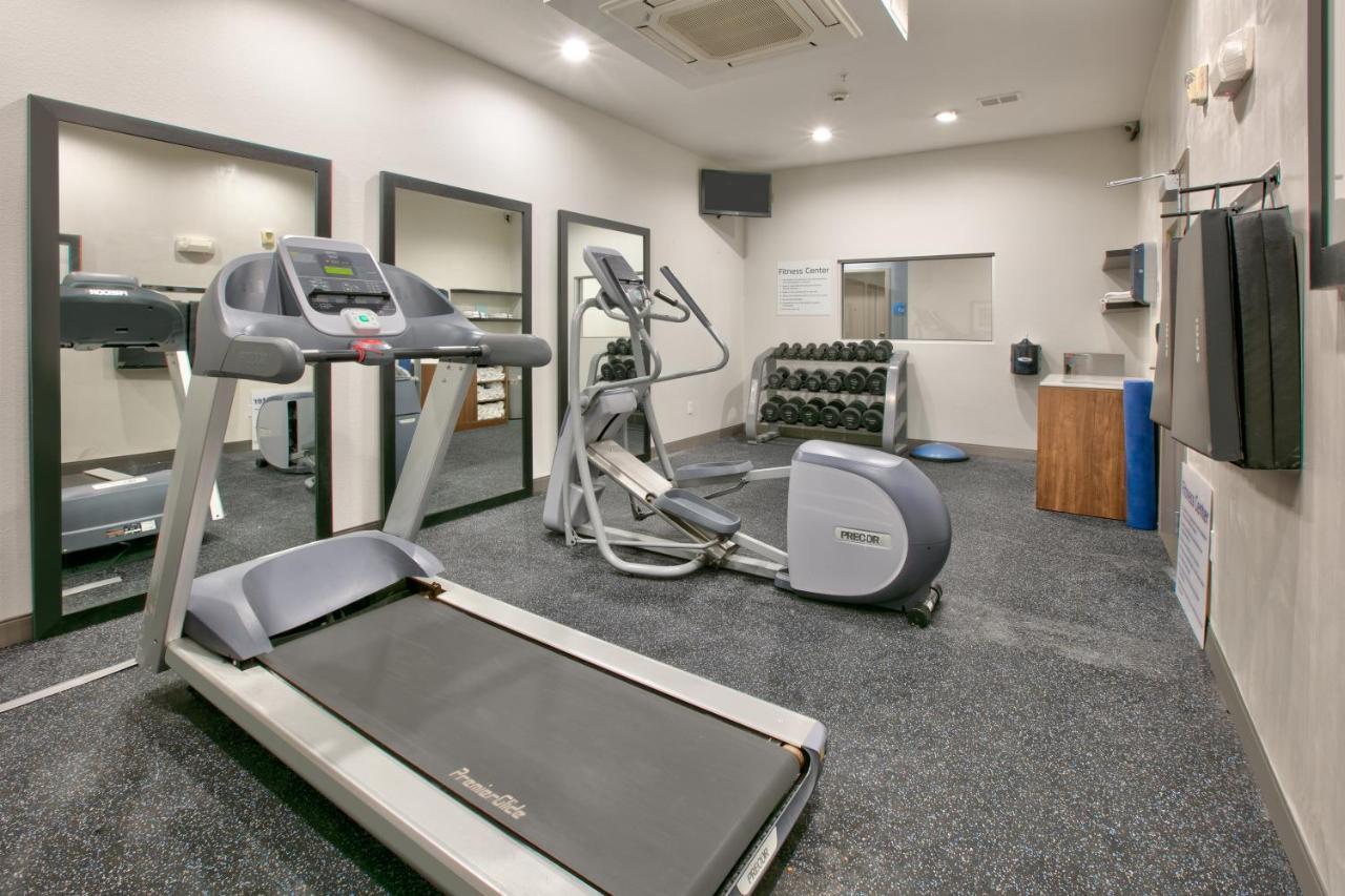 Holiday Inn Express & Suites North Dallas At Preston By Ihg Luaran gambar