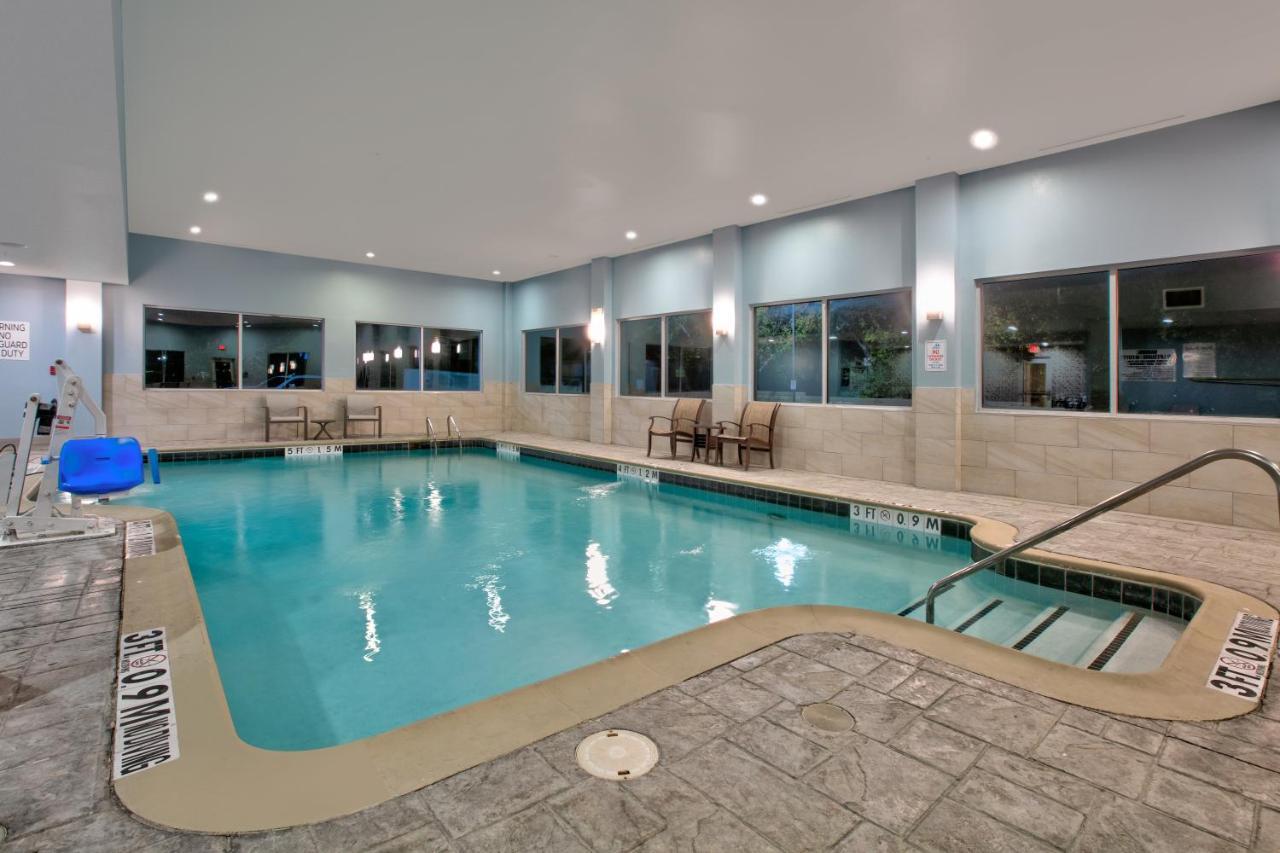 Holiday Inn Express & Suites North Dallas At Preston By Ihg Luaran gambar