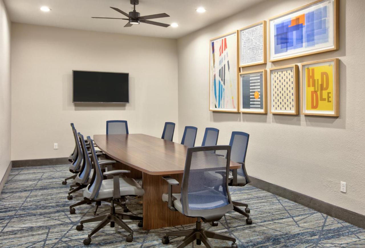 Holiday Inn Express & Suites North Dallas At Preston By Ihg Luaran gambar