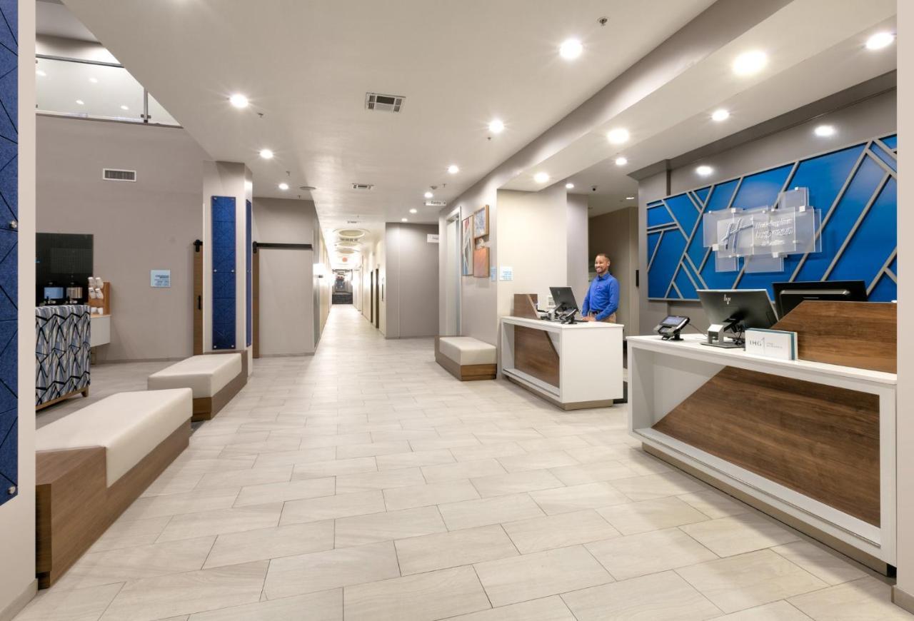 Holiday Inn Express & Suites North Dallas At Preston By Ihg Luaran gambar
